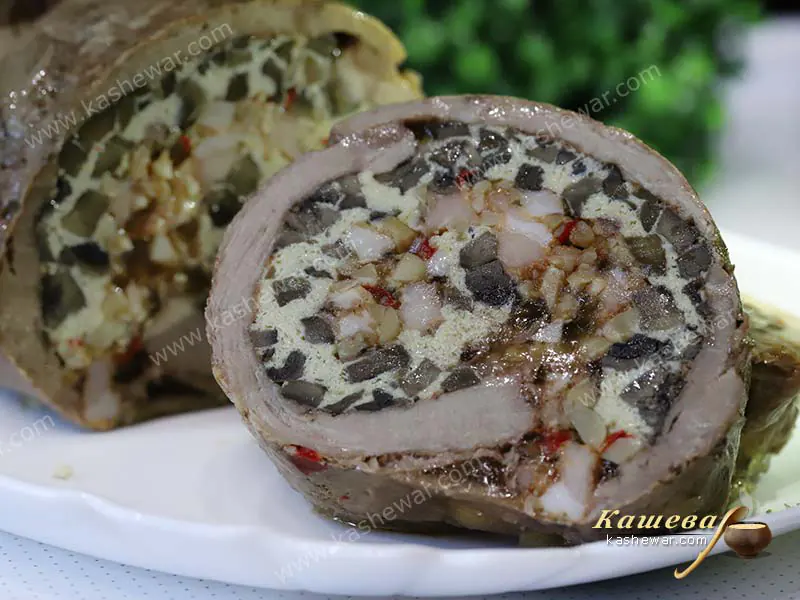 Мясной рулет с грибами и омлетом – рецепт с фото, белорусская кухня
