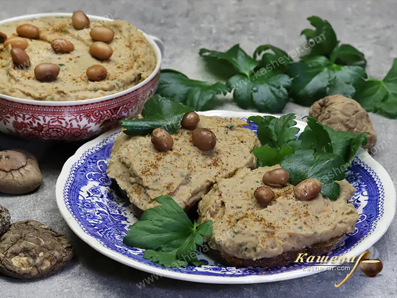 Bean pate with mushrooms - recipe with photos, appetizers