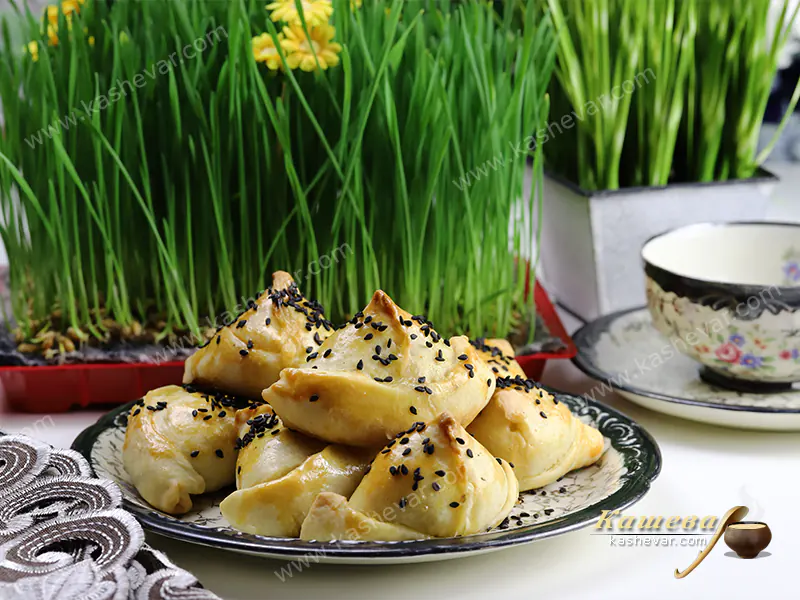 Turkish Samsa with Chicken and Cheese - recipe with photos, Turkish cuisine