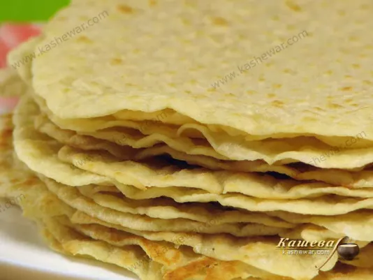 Thin Chinese pancakes for serving with Peking duck