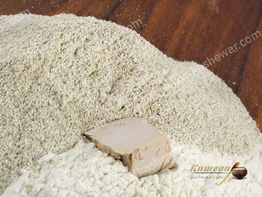 Natural oat flour