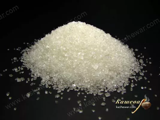 White granulated sugar