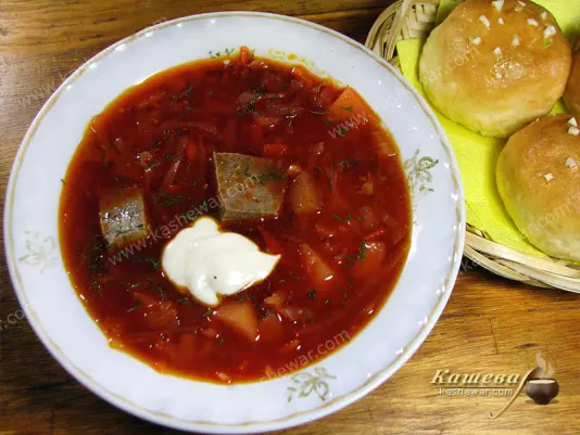 Борщ з м'ясом та пампушками – рецепт з фото, українська страва