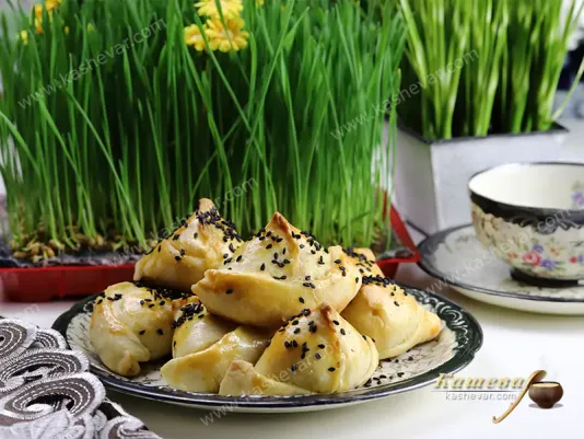 Турецька самса з куркою та сиром – рецепт з фото, турецька кухня