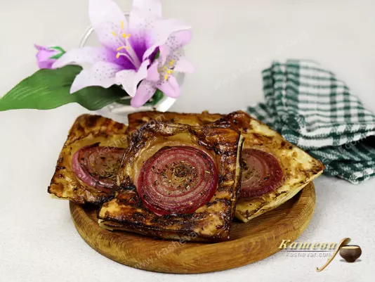 Листкові квадратики з цибулею – рецепт з фото, єврейська кухня
