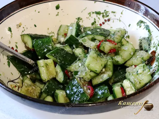Salad of smashed cucumbers