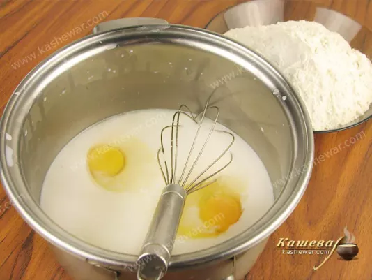 Eggs with milk