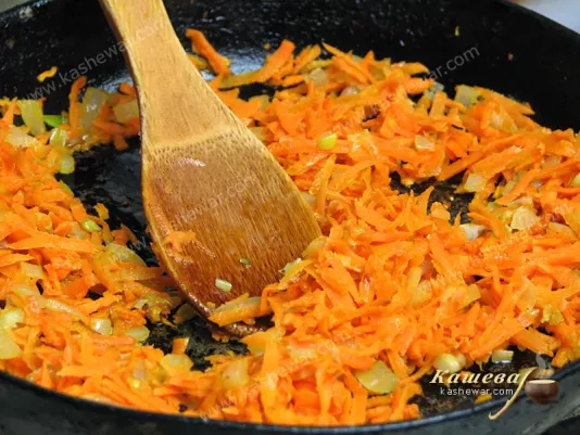 Roasting carrots and onions
