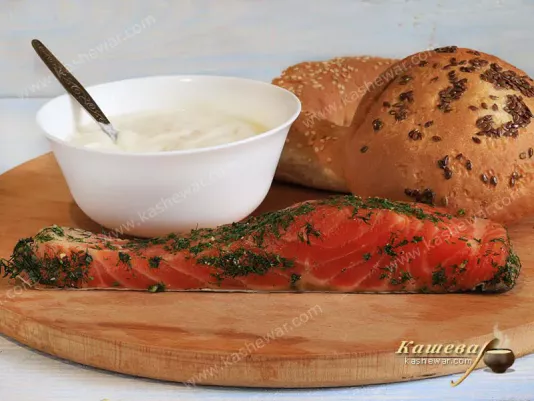 Pickled salmon, cream cheese and bun