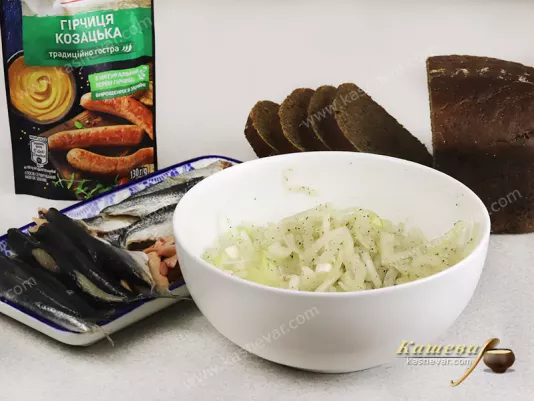 Цибуля маринована