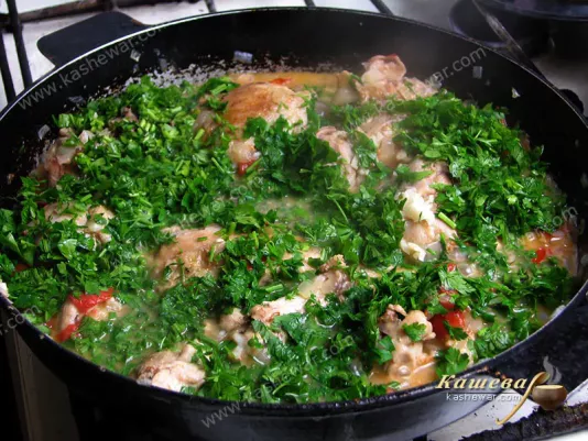 There is never a lot of parsley in chakhokhbili