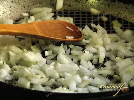 Frying onions