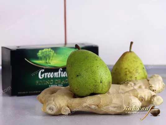 Ginger, tea and pear