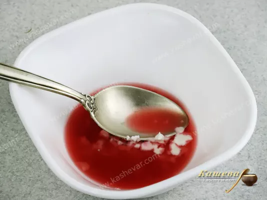 Starch dissolved in grape juice