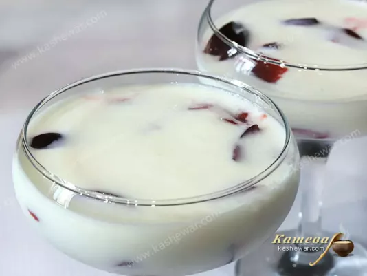 Сливы залитые кефиром