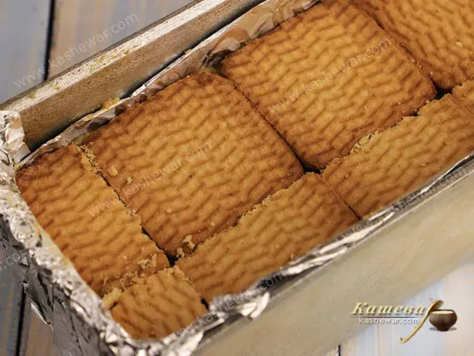 The second layer of cookies in the cake