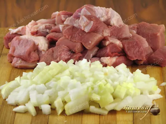 Chopped onion and pork