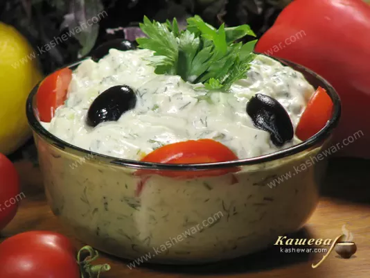 Дзадзыки в салатнике
