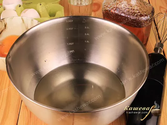 Making sugar syrup