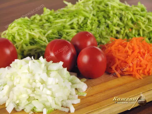 Preparing vegetables for caviar