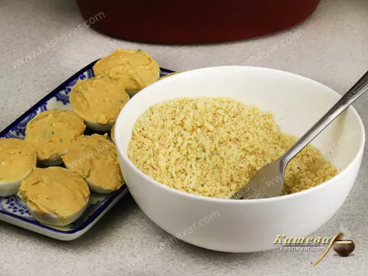 Stuffed egg whites