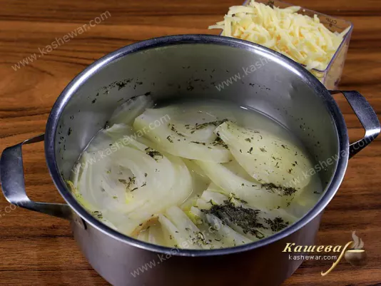 Фенхель варений у курячому бульйоні