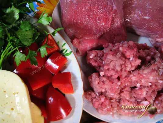 Підготовка фаршу для фрикадельок