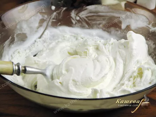 Whipped ice cream