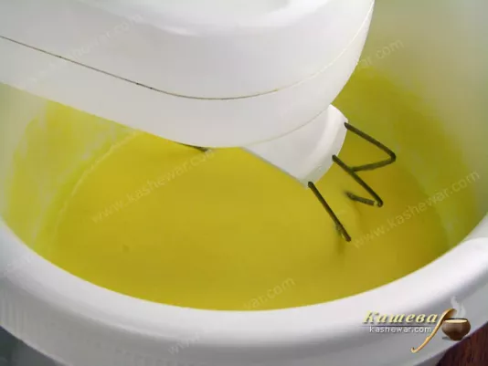 Вымешивание теста для гаты