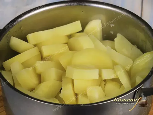 Boiled potatoes