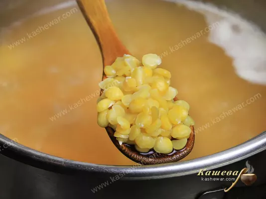 Peas in soup