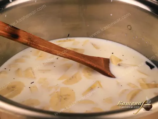 Warming up a banana shake