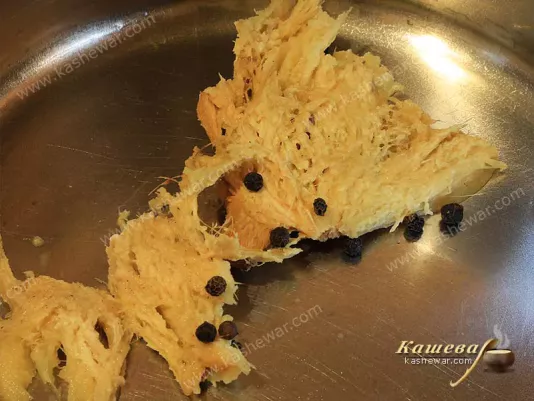 Ginger and black pepper