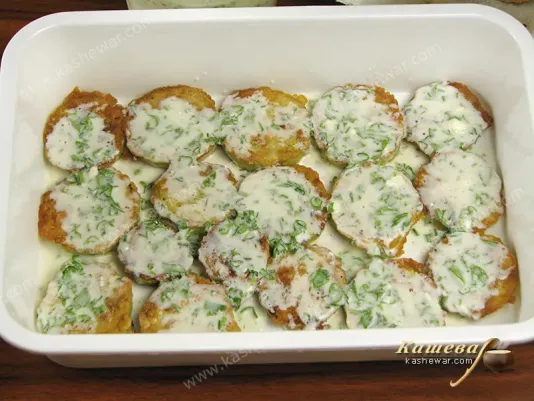 Zucchini in yogurt