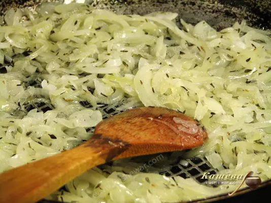 Roasting onions