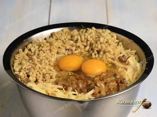 Potatoes, pearl barley and eggs