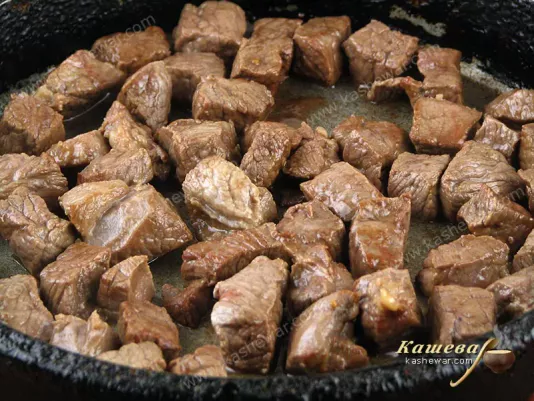 Grilling meat for kebab