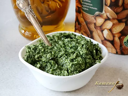 Spinach pesto
