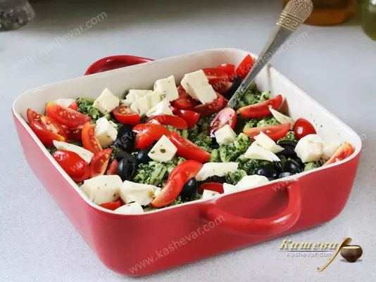 Cold Pasta with Spinach Pesto