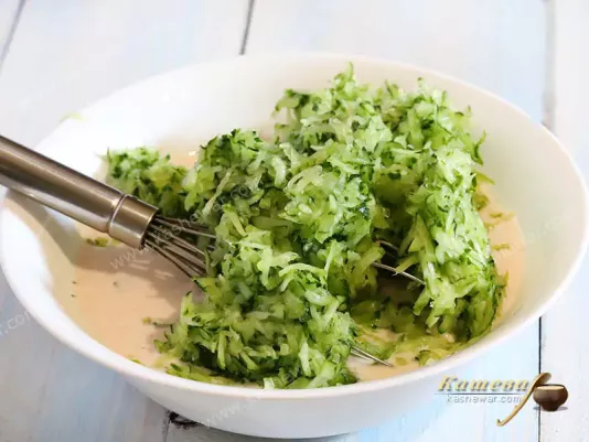 Yogurt with cucumbers