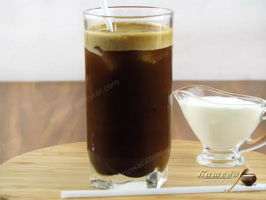 Варіант кави фраппе на основі Nescafe Gold