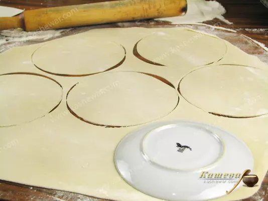 Cut dough