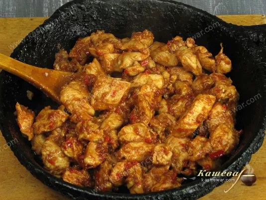 Fried chicken in sauce