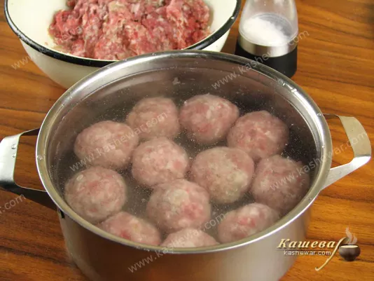 Meatballs in cold water