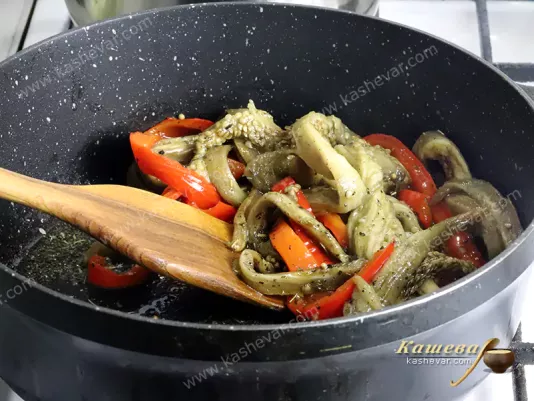 Baked vegetables with spices