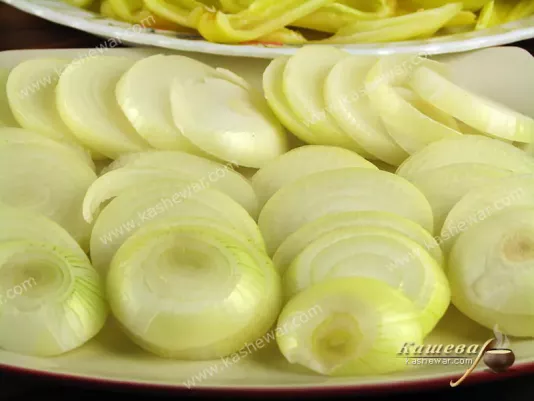Chopped onions for lecho