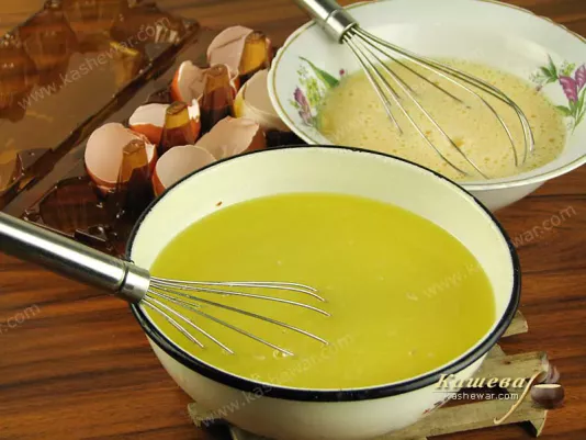 Add beaten eggs to lemon curd