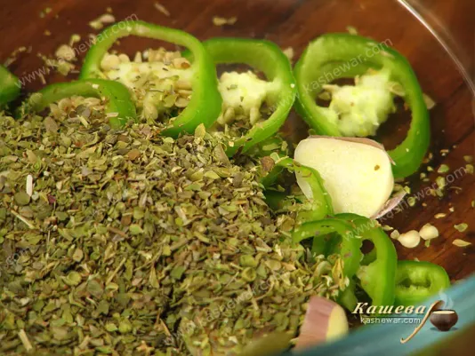 Cutting pepper and garlic