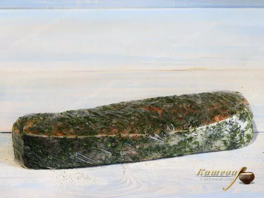 Лосось маринуется в стрейч пленке