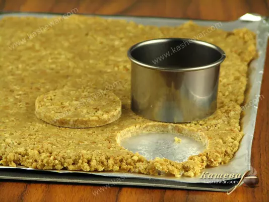 Cooking cake for desserts